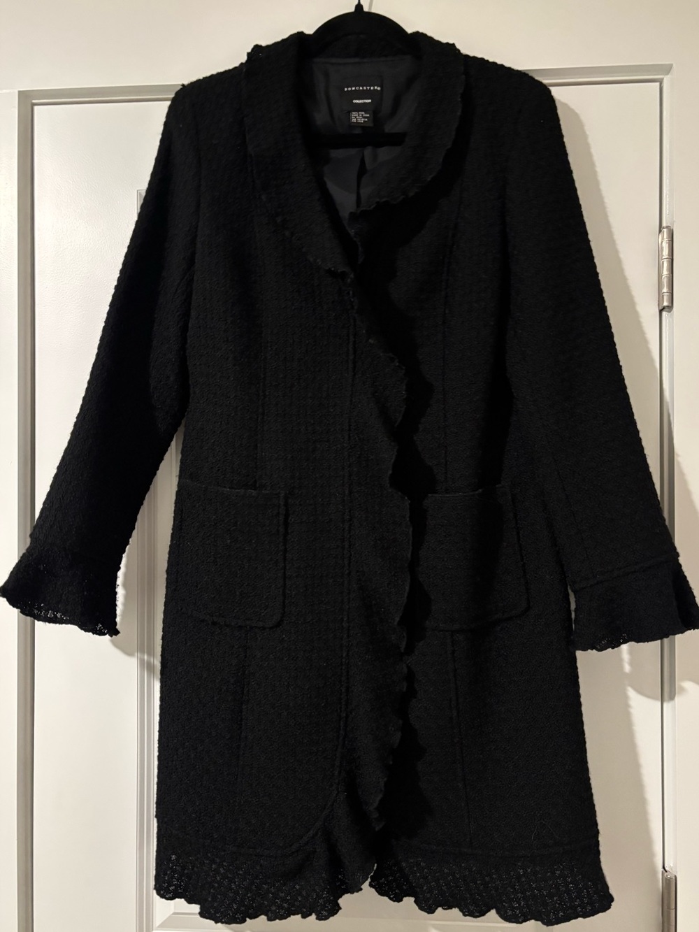 Vintage 90s/Y2K Doncaster 100% Wool Black Sculptural Ruffle Statement Coat sz 10